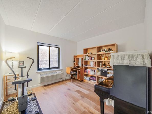 213-02 42nd Avenue 2A, Bayside NY 11361