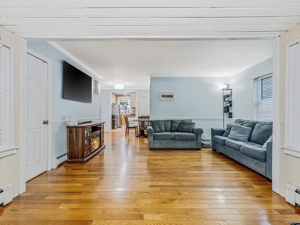 16 Lyda Drive, Nesconset NY 11767