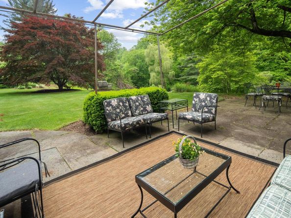 482 Armonk Road, Mount Kisco NY 10549