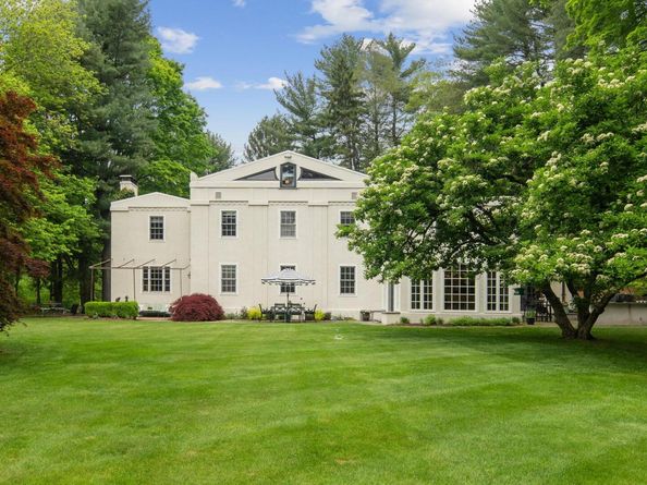 482 Armonk Road, Mount Kisco NY 10549