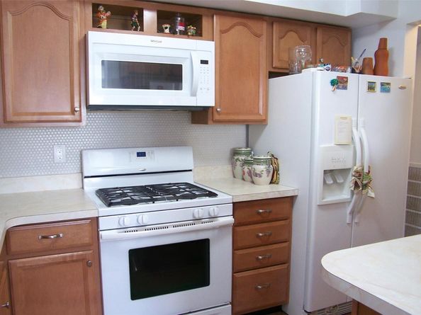 51 Rocky Point Yaphank Rd 5, Rocky Point NY 11778