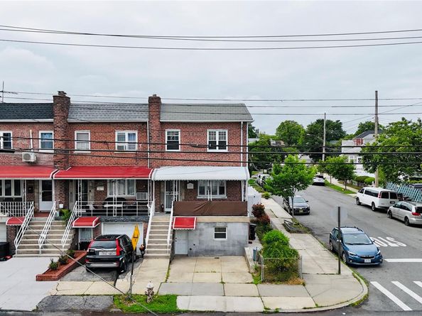 2943 Waterbury Avenue, Bronx NY 10461