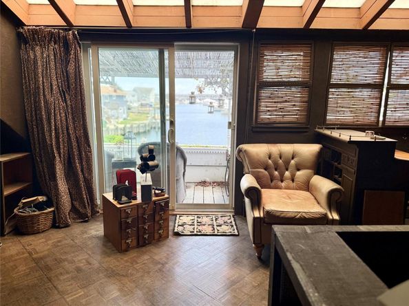 335 Arthur Street Street, Freeport NY 11520