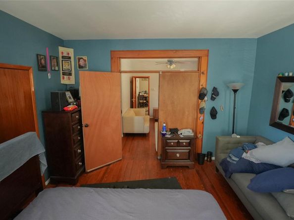 5214 92nd St, Elmhurst NY 11373