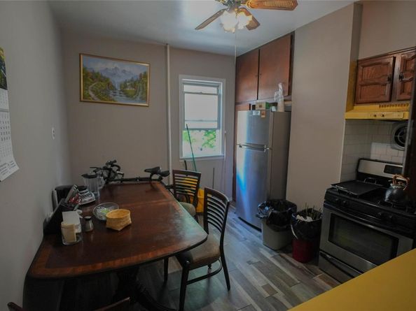 5214 92nd St, Elmhurst NY 11373