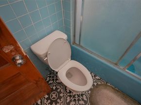 5214 92nd St, Elmhurst NY 11373