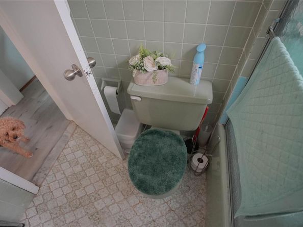 5214 92nd St, Elmhurst NY 11373
