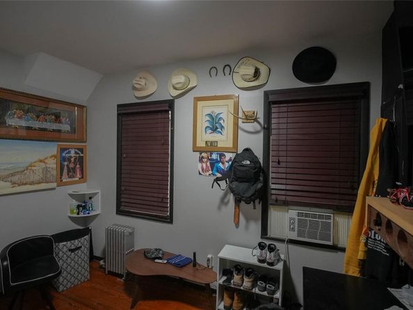 5214 92nd St, Elmhurst NY 11373