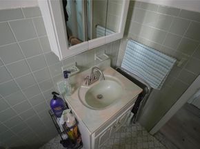 5214 92nd St, Elmhurst NY 11373