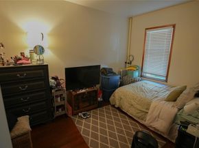 5214 92nd St, Elmhurst NY 11373