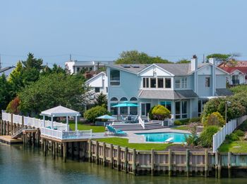 1416 Bay Boulevard