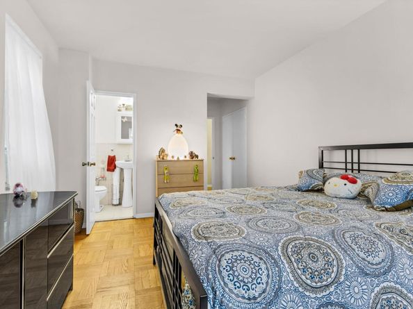 640 W 231 Street 2B, Bronx NY 10463