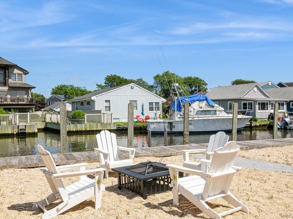 282 S Ketcham Avenue, Amityville NY 11701