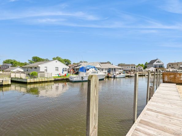 282 S Ketcham Avenue, Amityville NY 11701