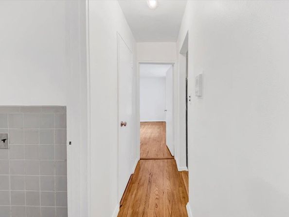 4320 E Van Cortlandt Park E 5E, Bronx NY 10470