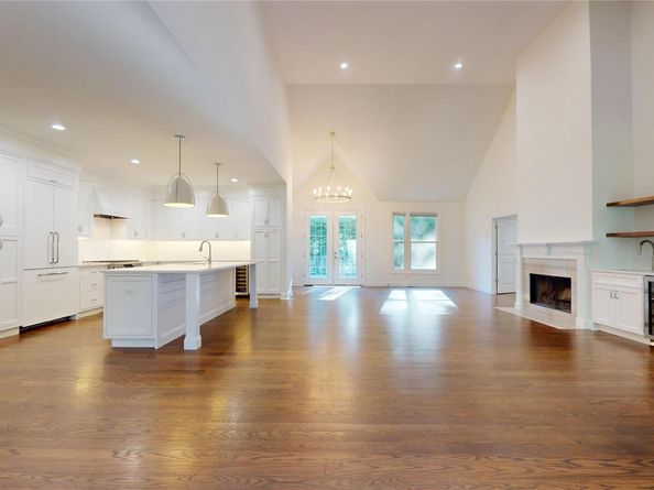 636 Hands Creek Road, East Hampton NY 11937