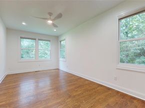 636 Hands Creek Road, East Hampton NY 11937