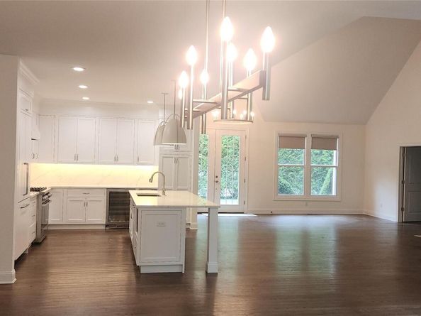 636 Hands Creek Road, East Hampton NY 11937