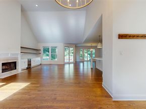 636 Hands Creek Road, East Hampton NY 11937