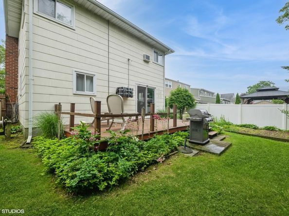 2104 Fir Street, Wantagh NY 11793