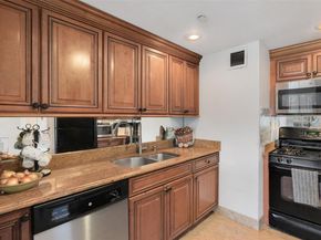 1020 Warburton Avenue 6C, Yonkers NY 10701