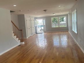 903 903 Hicksville, Far Rockaway NY 11691
