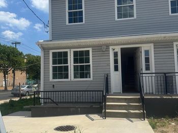 903 903 Hicksville