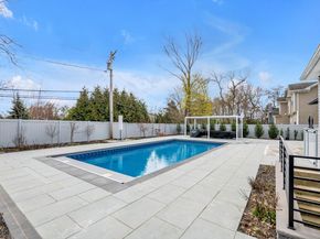 60 Moss Lane, Jericho NY 11753