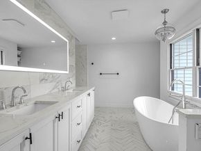 60 Moss Lane, Jericho NY 11753