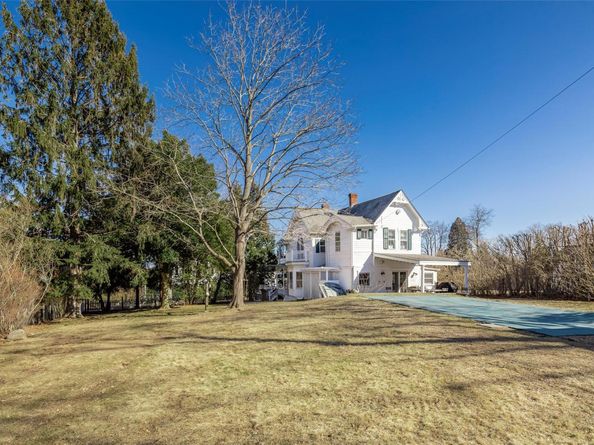 31 Grand Ave and 20 Spring Garden Ave, Shelter Island Heights NY 11965
