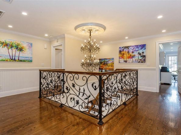316 W Ivy Hill Road, Woodsburgh NY 11598