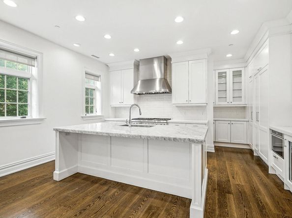 2 Weaver Street 3, Scarsdale NY 10583