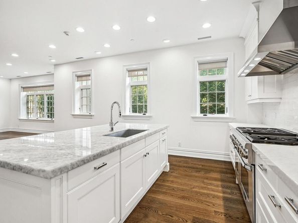2 Weaver Street 3, Scarsdale NY 10583