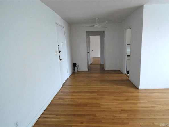 3 Sadore Lane 5C, Yonkers NY 10710