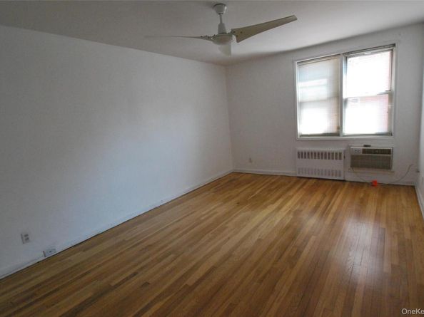 3 Sadore Lane 5C, Yonkers NY 10710
