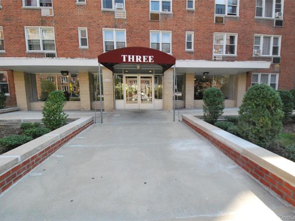 3 Sadore Lane 5C, Yonkers NY 10710