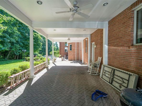 3 Vandalay Court, Scarsdale NY 10583