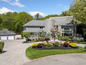 10 Crick Holly Lane, East Islip NY 11730