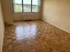 17-85 215th Street 5A, Bayside NY 11360