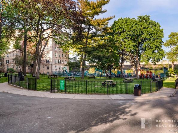 55-03 31st Avenue C6K, Woodside NY 11377