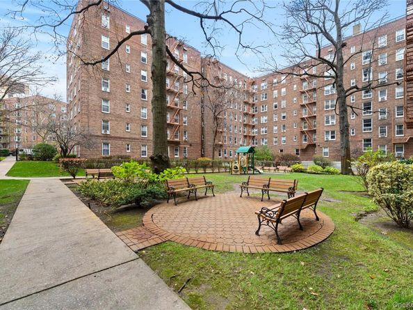 72-81 113th Street 6T, Forest Hills NY 11375