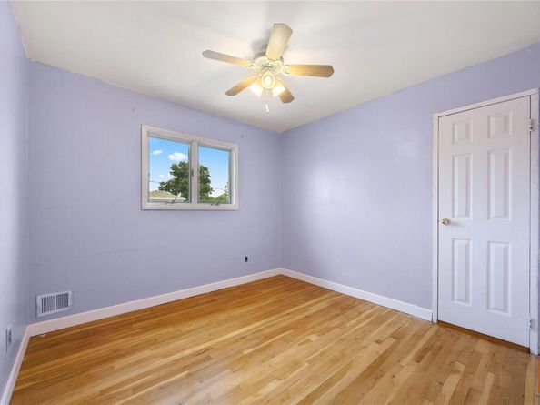 662 Interlaken Lane, North Babylon NY 11703