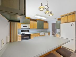 662 Interlaken Lane, North Babylon NY 11703