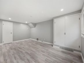 662 Interlaken Lane, North Babylon NY 11703