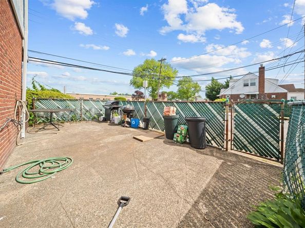 94 Shaw Avenue, Valley Stream NY 11580