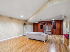 43 Hunt Drive, Jericho NY 11753