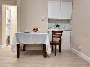 147-37 38th Avenue C23, Flushing NY 11354