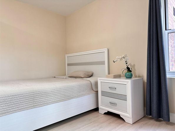 147-37 38th Avenue C23, Flushing NY 11354