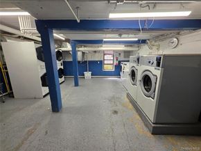 98-50 67th ave 1H, Forest Hills NY 11375