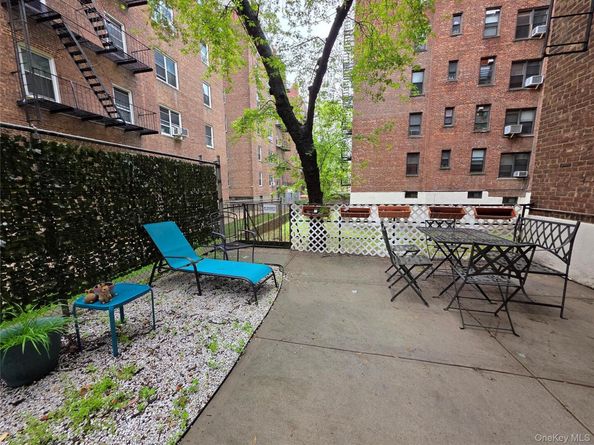 98-50 67th ave 1H, Forest Hills NY 11375